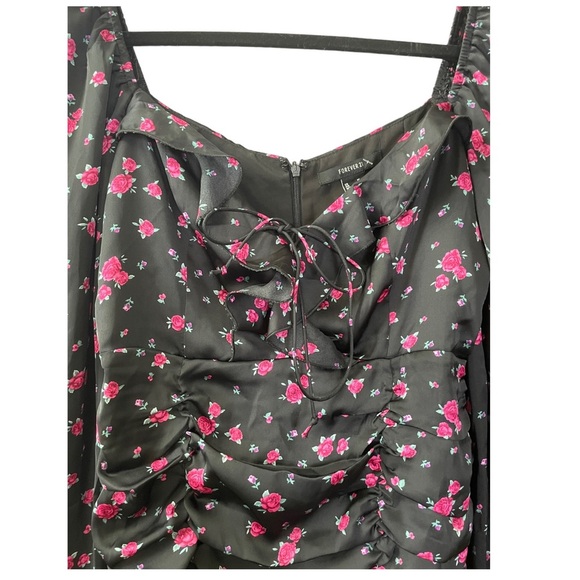 Forever 21 Rose Satiny Ruched Dress Off - Picture 5 of 12